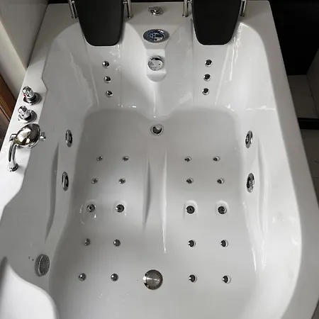 아파트 Jacuzzi Rakowicka *
